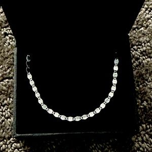 14K white gold 17” Valentino choker necklace